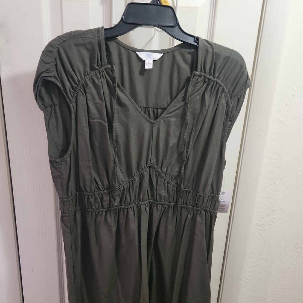 Time and Tru Dark Green Dress